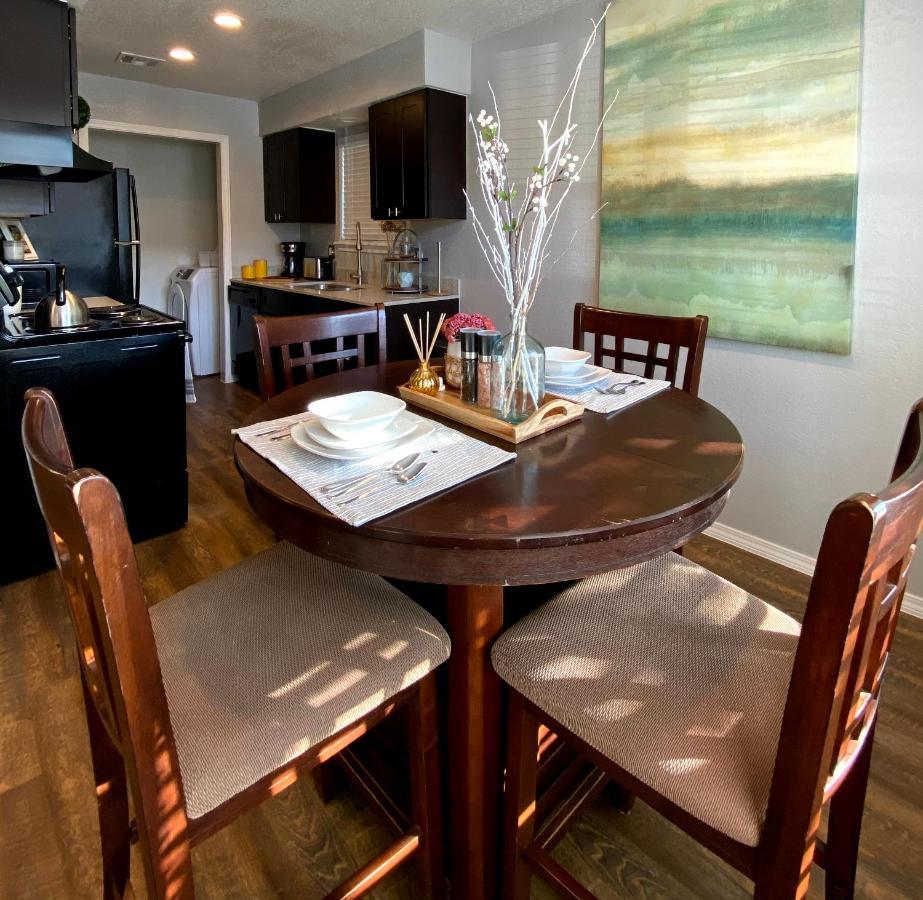 Evie'S Campus-Close 2 Bedroom Luxury Oklahoma City Exterior foto
