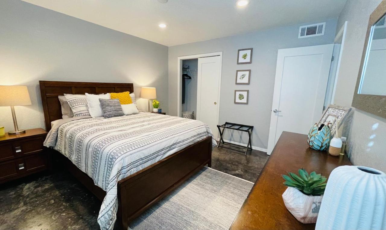 Evie'S Campus-Close 2 Bedroom Luxury Oklahoma City Exterior foto